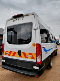 IVECO DAILY 22 SEATER