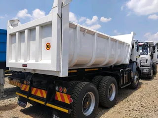 POWERSTAR BEI BEN VX 10M³ 2628 TIPPER