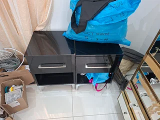 Pedastal - Ad posted by MZ