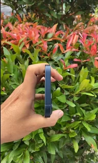 IPHONE 13 IN A BEAUTIFUL CONDITION