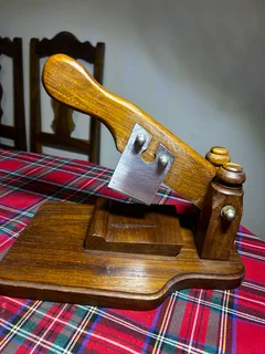 Heavy-Duty Wooden Biltong Cutter / Sharp, Safe & Easy Meat Slicer