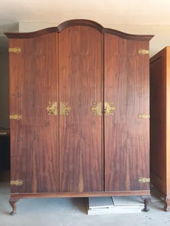 Belweb womans's wood wardrobe