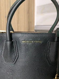 PRE OWNED MICHAEL KORS HANDBAG