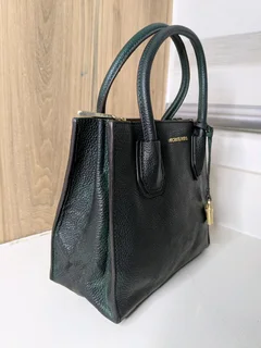 PRE OWNED MICHAEL KORS HANDBAG