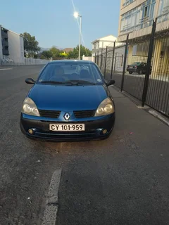 2004 Renault Clio Hatchback