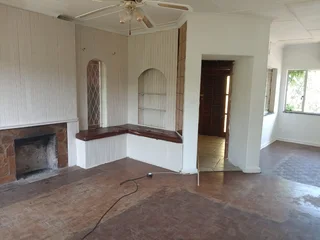 (9400) 4BEDROOM HOUSE KIBLER PARK RENTAL
