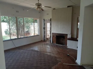 (9400) 4BEDROOM HOUSE KIBLER PARK RENTAL