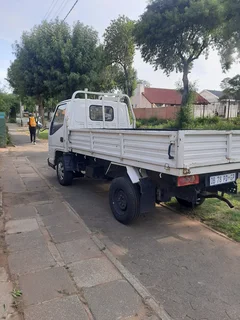 JMC CARRYING 2.8 Turbo Diesel Truck