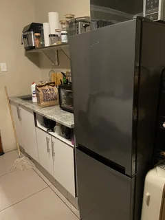 Defy  fridge (Bottom freezer 246L)