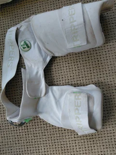 Full Cricket Gear Bundle – Pads, Gloves, Thigh Pads, WK Gloves