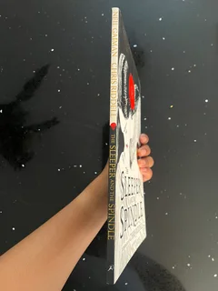 Book: The Sleeper and the Spindle by Neil Gaiman