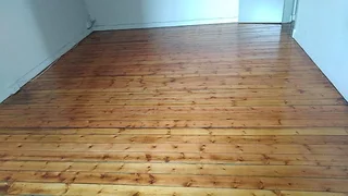 Flooring - Ad posted by Lady Bug