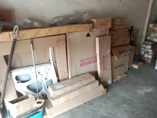 Bulk Lot 150&#43; Genuine Toyota Parts - Hilux, Land Cruiser, Fortuner etc - Huge Bundle Clearance!