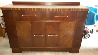 Side board