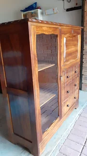 Cabinate - Ad posted by Kyle