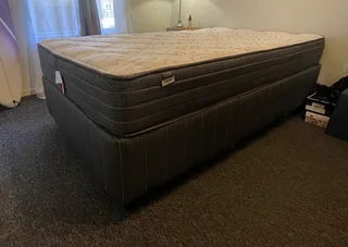 Sealy Bed Base and Ma