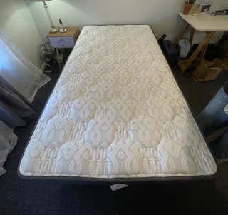 Sealy Bed Base and Ma
