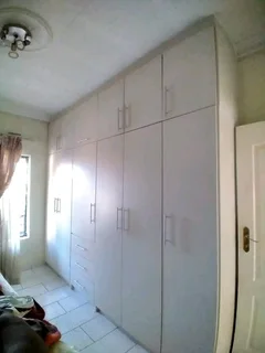 I AM SERVICES (PTY) LTD  /  DAVES HANDY GUY (PTY)  PRO ,SKILLS, SERVICES  /  SERVING  /  SINCE 2004