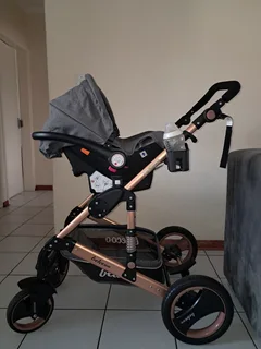 Baby pram / stroller / car seat