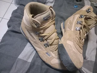 Hitek boots