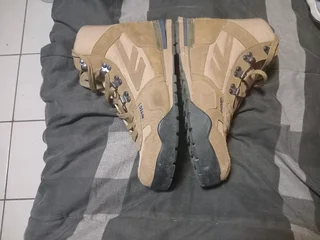 Hitek boots