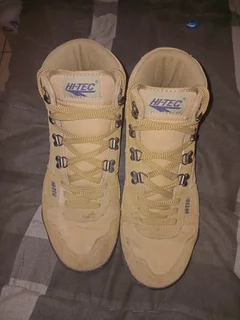 Hitek boots