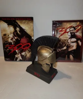 300 Exclusive Gift Set with Spartan Helmet Sealed