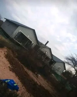 Nutec Home 252m² with 5 Bedrooms, 3 Bathrooms, Office, Play area, Kitchen area, Lounge and Balcony.