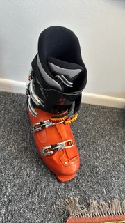 LANGE CONCEPT PLUS R ski boots; size 46