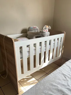 Baby cot
