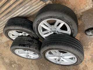 225/50/17 Audi rims and Tyres.