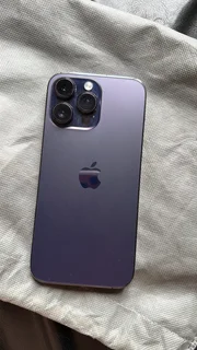 Self-use IPhone 14 Pro Max with double card slots