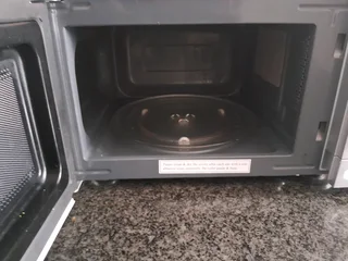 Defy 20L Solo Microwave, 700w, 6 power levels, 2 year warranty