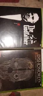 2 Xbox 360&#43;80 games&#43;2 controllers&#43;2 speed wheels&#43;DJ hero turndeck&#43;kinect sensor