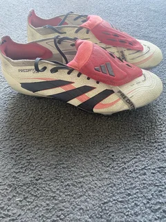 2024 ELITE PREDATOR FOOTBALL BOOTS