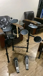 Alesis dm lite drumset