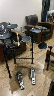 Alesis dm lite drumset