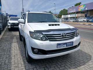 Toyota Fortuner 3.0 D-4D 4x4, White with 125000km, for sale!