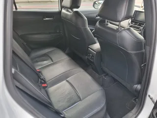 Toyota Corolla Cross 1.0 XS with 80247km available now!