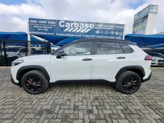 Toyota Corolla Cross 1.0 XS with 80247km available now!