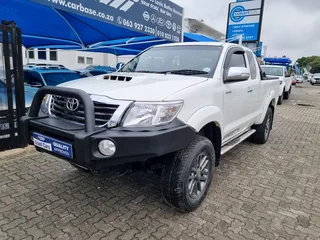 Toyota Hilux 3.0 GD-6 4x4 Legend 45 Extra Cab with 117000km available now!