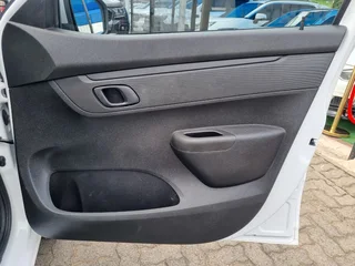 Renault Kwid 1.0 Climber with 3433km available now!