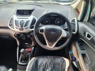 White Ford Ecosport 1.5 TiVCT Titanium with 108000km available now!