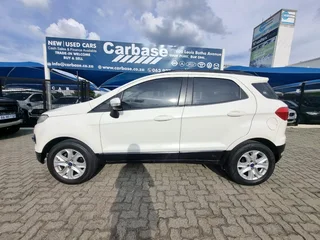 White Ford Ecosport 1.5 TiVCT Titanium with 108000km available now!