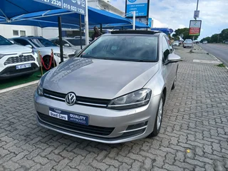 Grey Volkswagen Golf 7 1.2 TSI DSG Comfortline with 140000km available now!