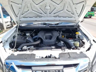 2018 ISUZU KB250 D-TEQ 4X2 DOUBLE CAB