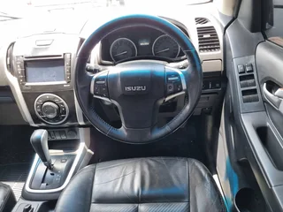 2018 ISUZU KB250 D-TEQ 4X2 DOUBLE CAB