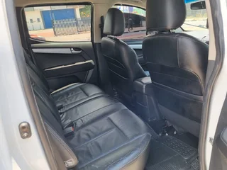 2018 ISUZU KB250 D-TEQ 4X2 DOUBLE CAB