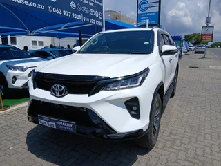 White Toyota Fortuner 2.8 GD-6 Raised Body with 101000km available now!