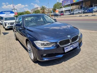 BMW 320i Luxury Line, Blue with 128000km, for sale!